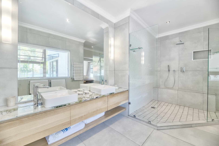 4 Bedroom Property for Sale in Hermanus Heights Western Cape